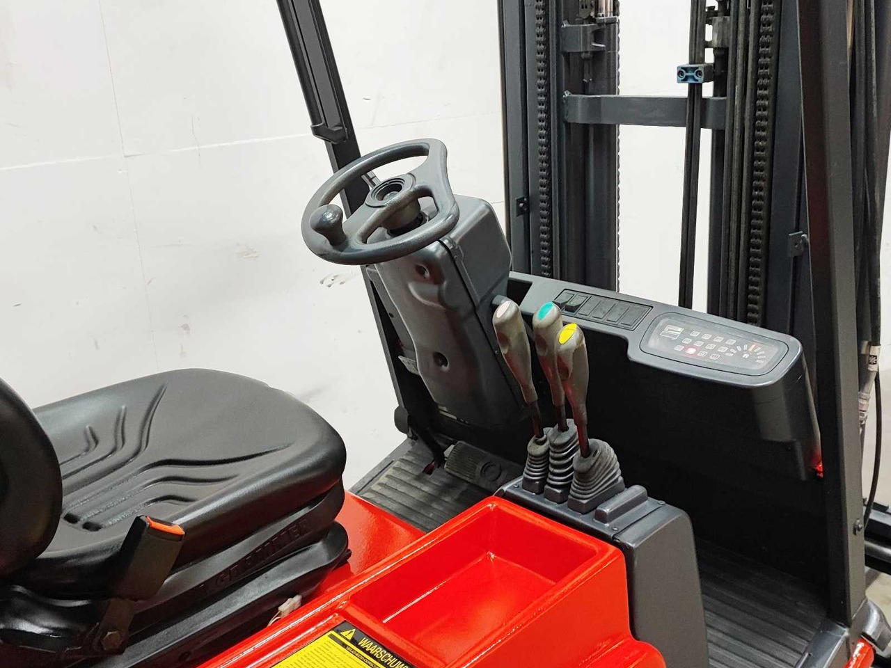 叉车 BT - 2002 - CBE 2.0F - FORKLIFT TRUCK:图7 叉车 BT - 2002 - CBE 2.0F - FORKLIFT TRUCK:图7