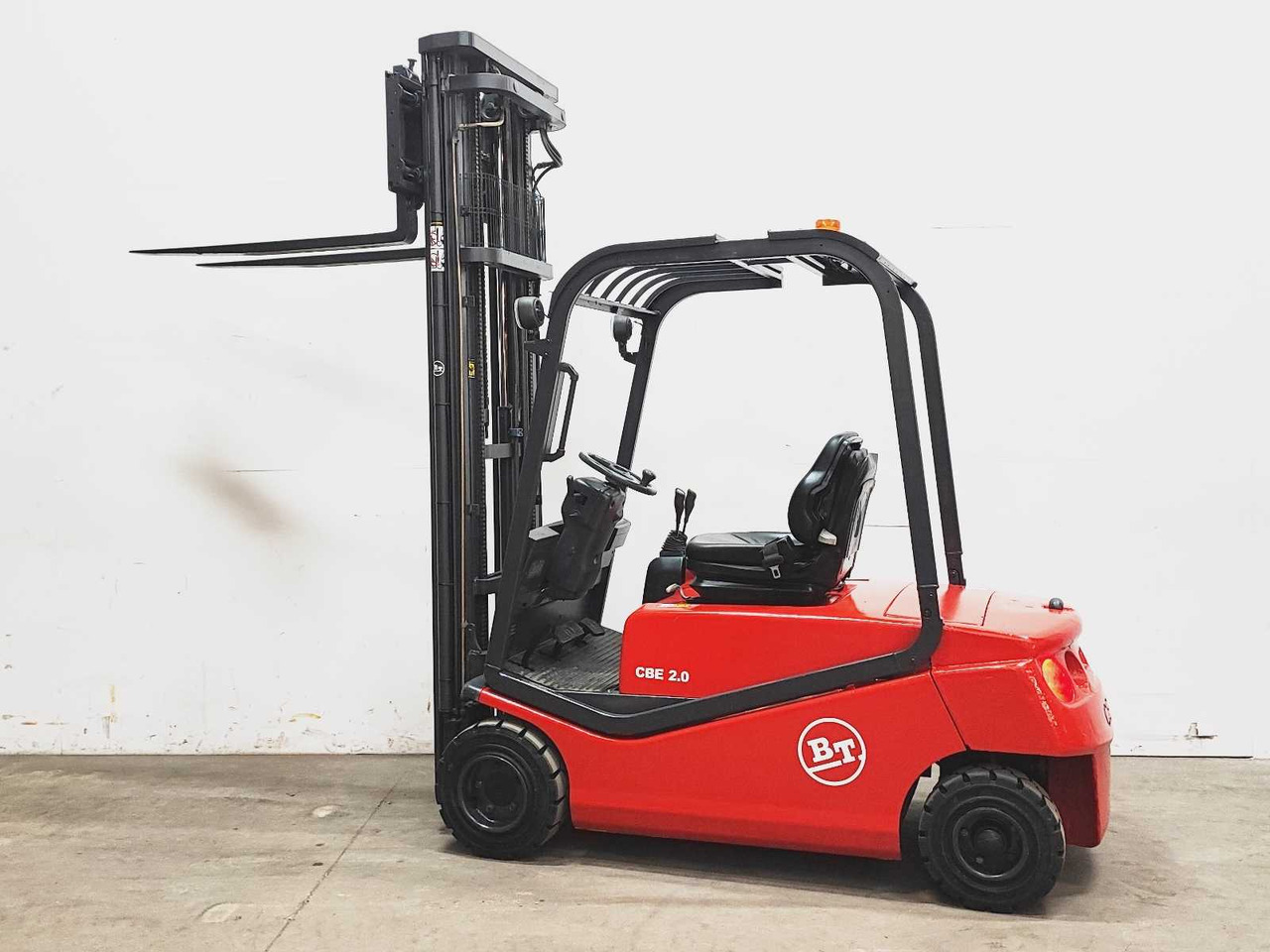 BT - 2002 - CBE 2.0F - FORKLIFT TRUCK - 叉车:图2 BT - 2002 - CBE 2.0F - FORKLIFT TRUCK - 叉车:图2