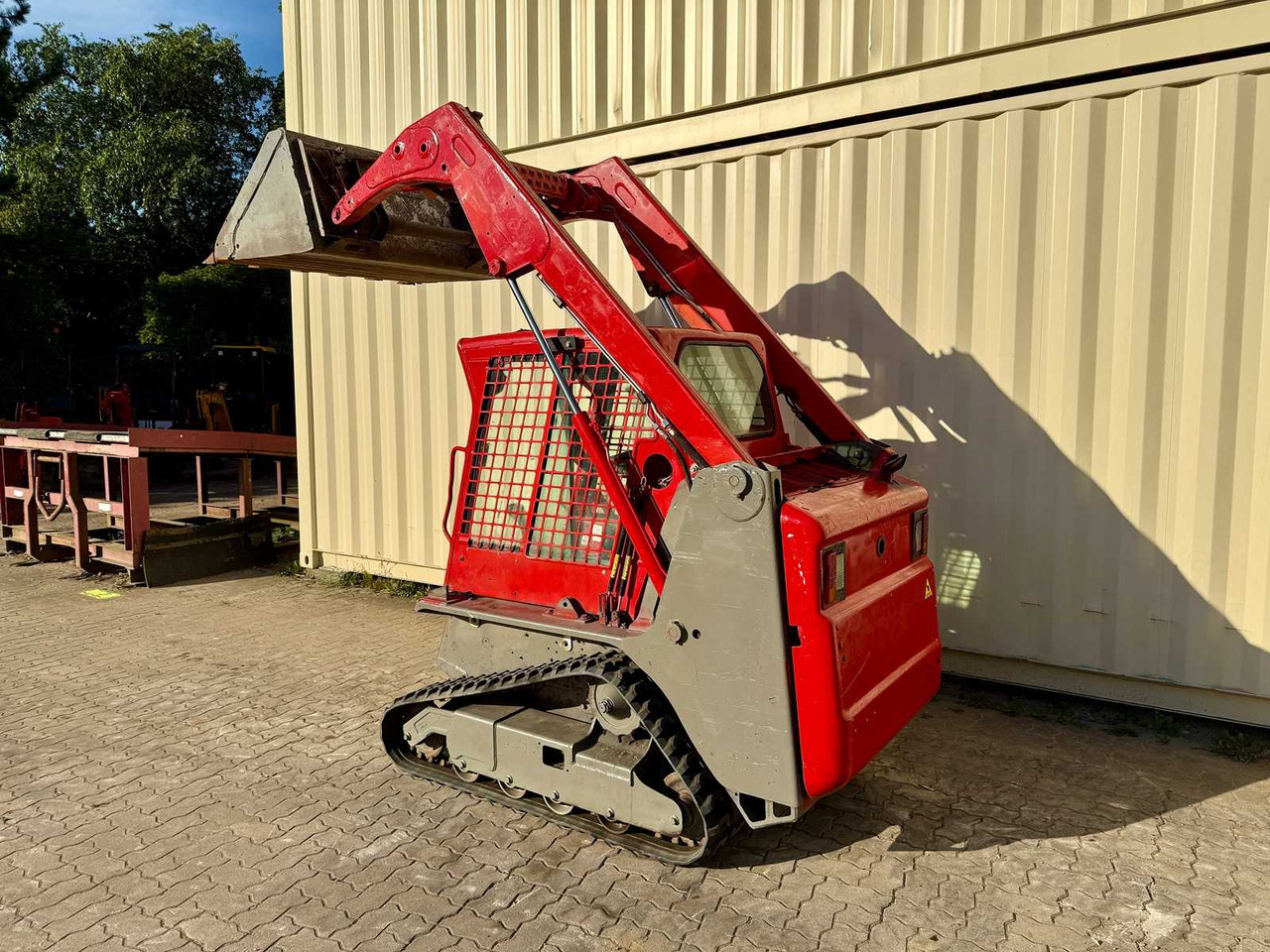 Bobcat T110 - 滑移装载机:图2 Bobcat T110 - 滑移装载机:图2
