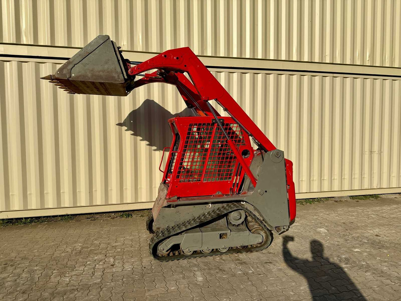 Bobcat T110 - 滑移装载机:图1 Bobcat T110 - 滑移装载机:图1