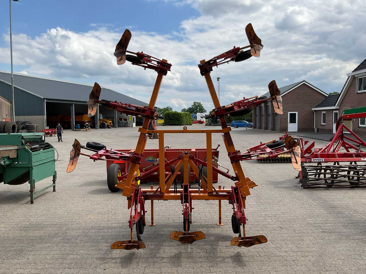 Boels 9R Maïs - 土壤耕作设备:图3 Boels 9R Maïs - 土壤耕作设备:图3