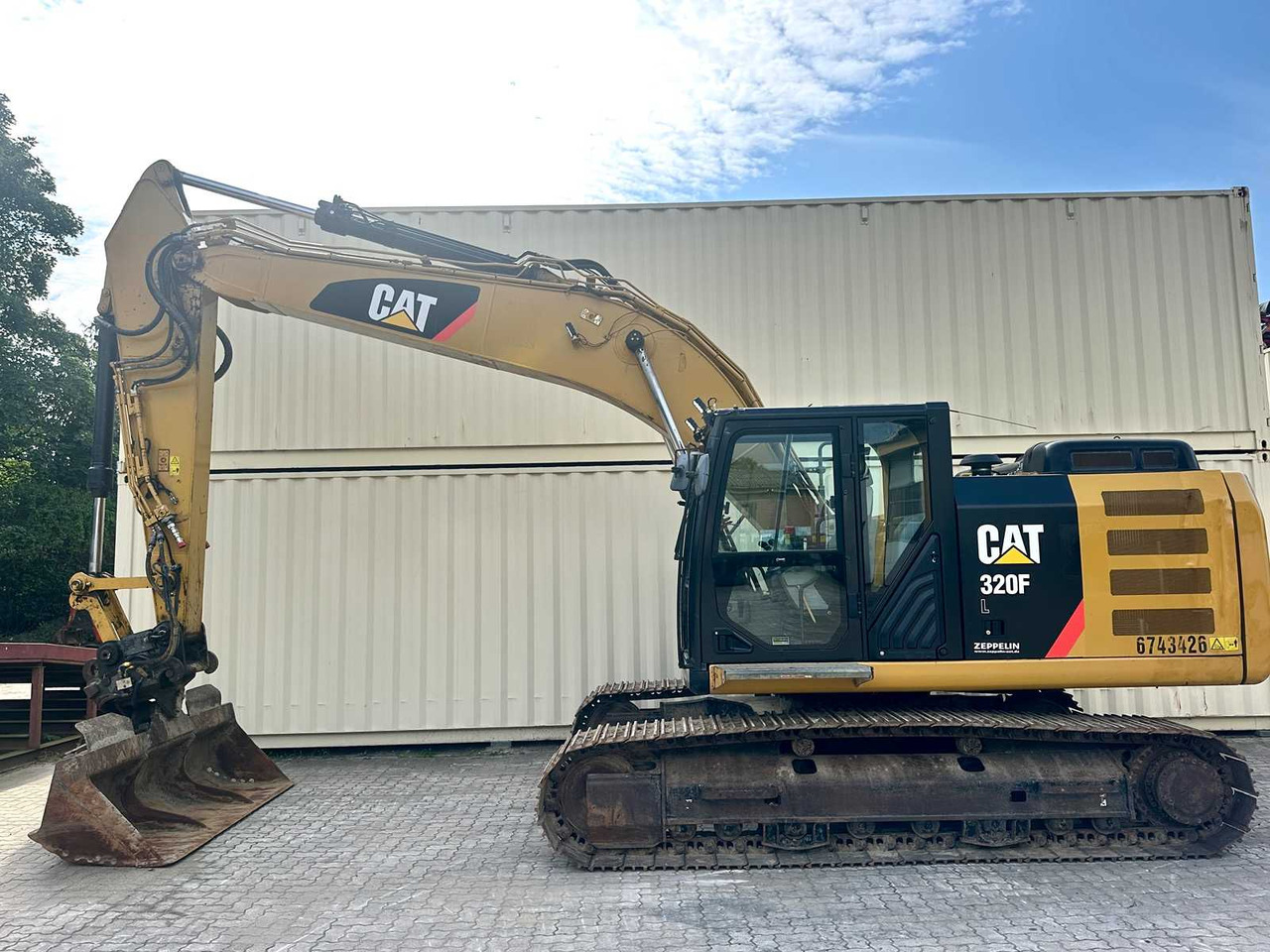 CAT 320FL - 履带式挖掘机:图2 CAT 320FL - 履带式挖掘机:图2