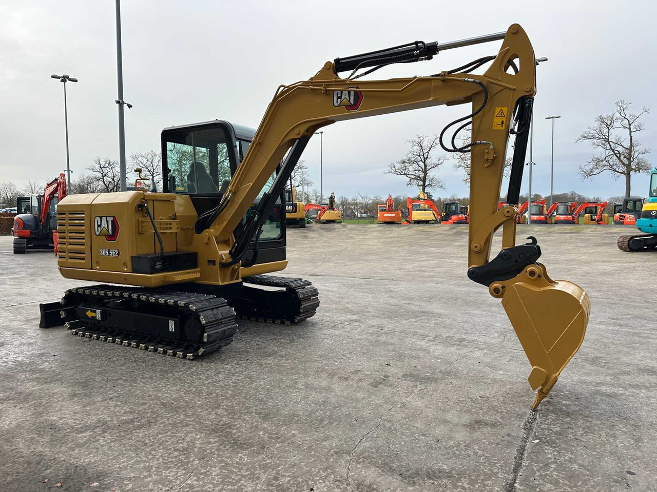 CATERPILLAR - 2017 - 305.5E2 - MIDI EXCAVATOR - 挖掘机:图3 CATERPILLAR - 2017 - 305.5E2 - MIDI EXCAVATOR - 挖掘机:图3