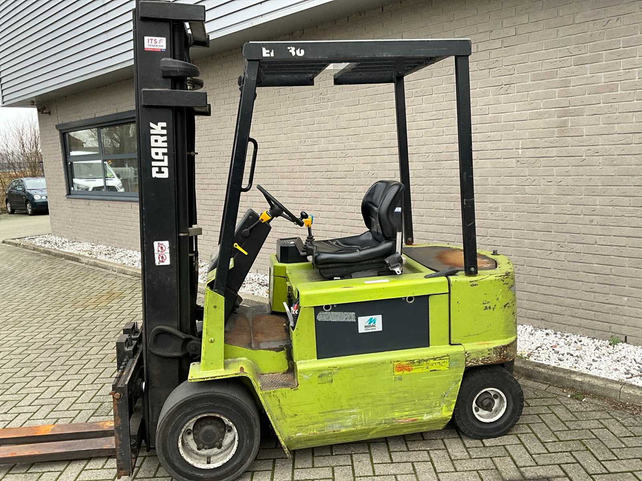 CLARK - EM30S - FORKLIFT - 叉车:图2 CLARK - EM30S - FORKLIFT - 叉车:图2