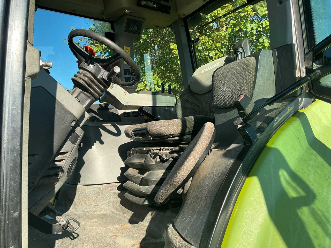 拖拉机 Claas 640 Arion A19：图19