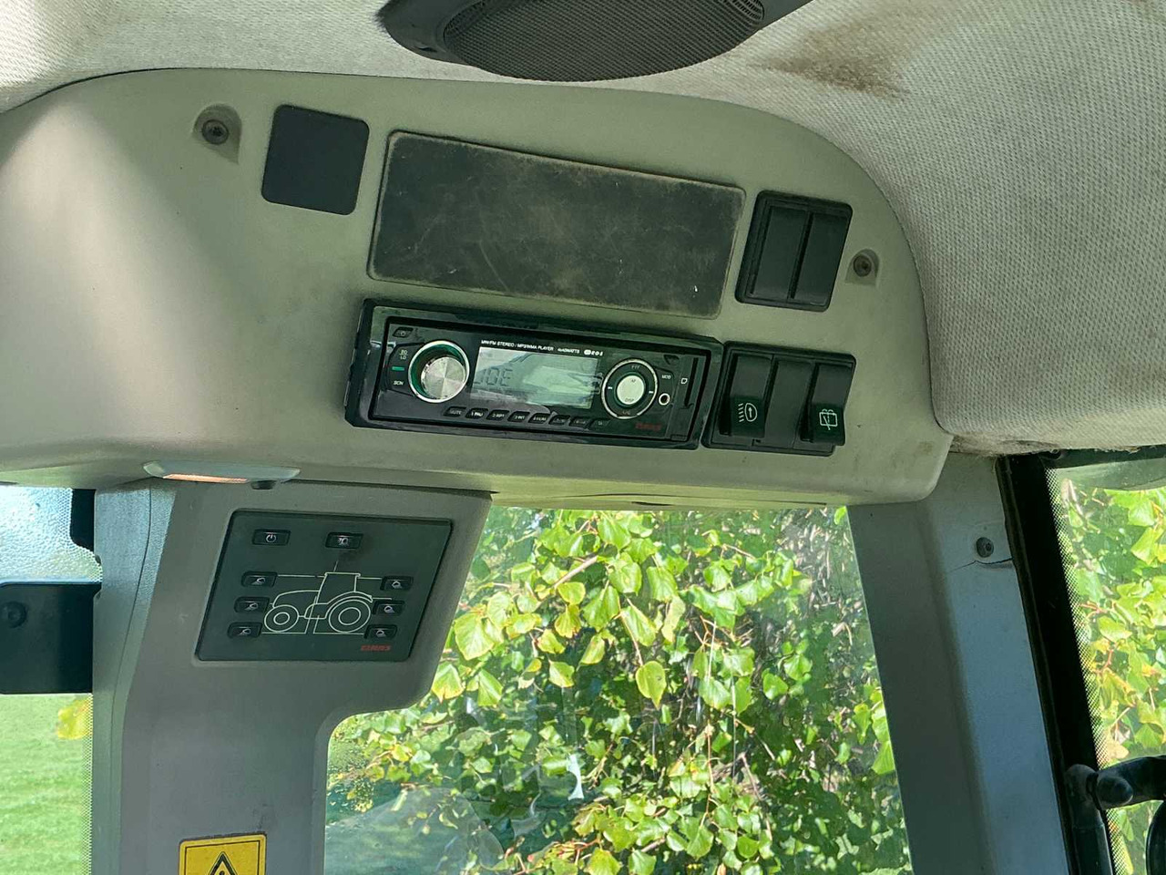 拖拉机 Claas 640 Arion A19：图21
