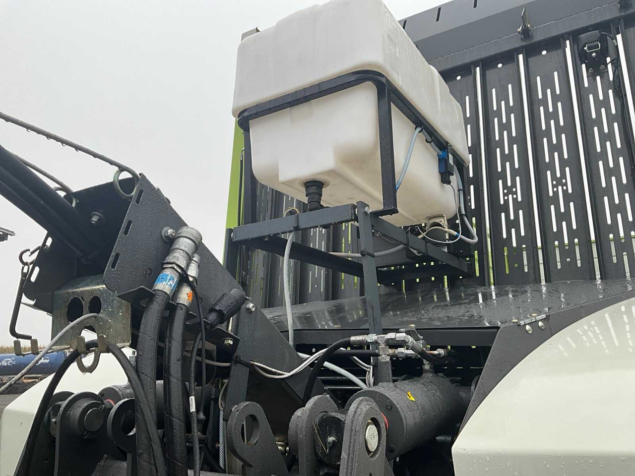 自装式货车 Claas Cargos 8500：图17