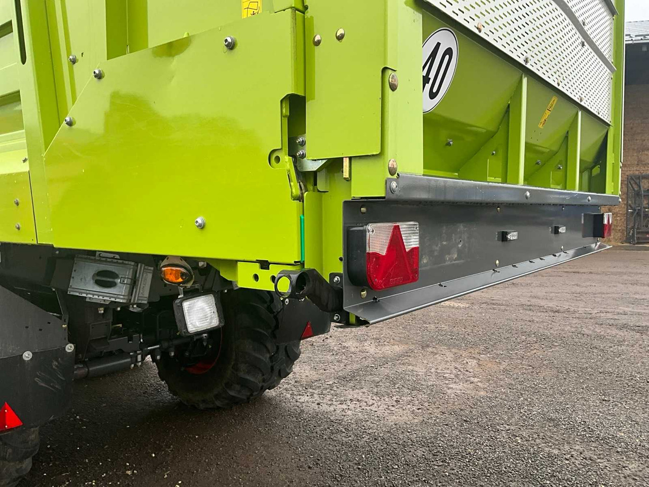 自装式货车 Claas Cargos 8500：图27