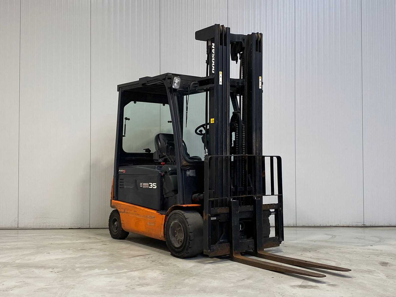 DOOSAN - B35X-5 - FORKLIFT - 叉车:图1 DOOSAN - B35X-5 - FORKLIFT - 叉车:图1
