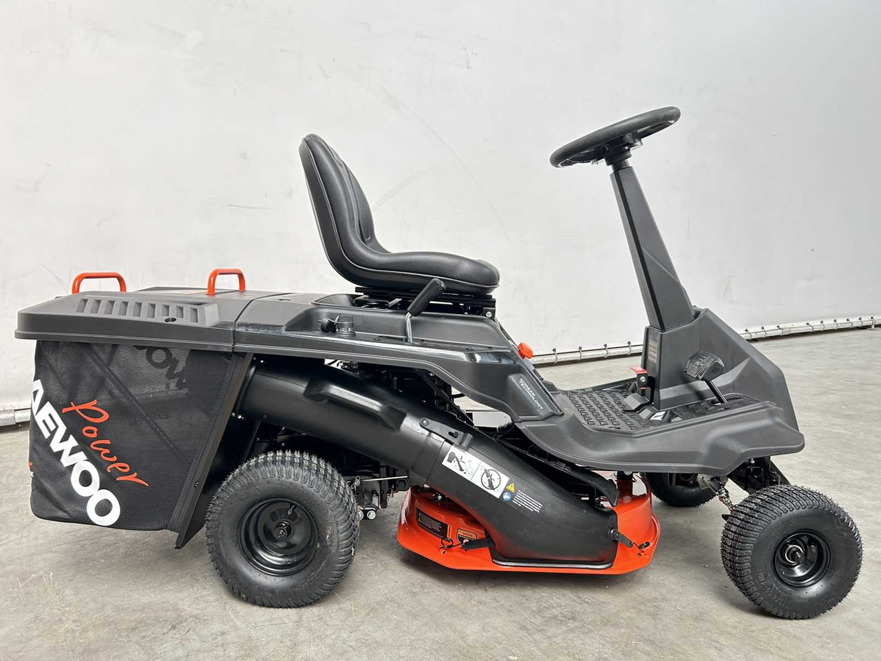 Daewoo DAXRM224 - 园林割草机:图2 Daewoo DAXRM224 - 园林割草机:图2