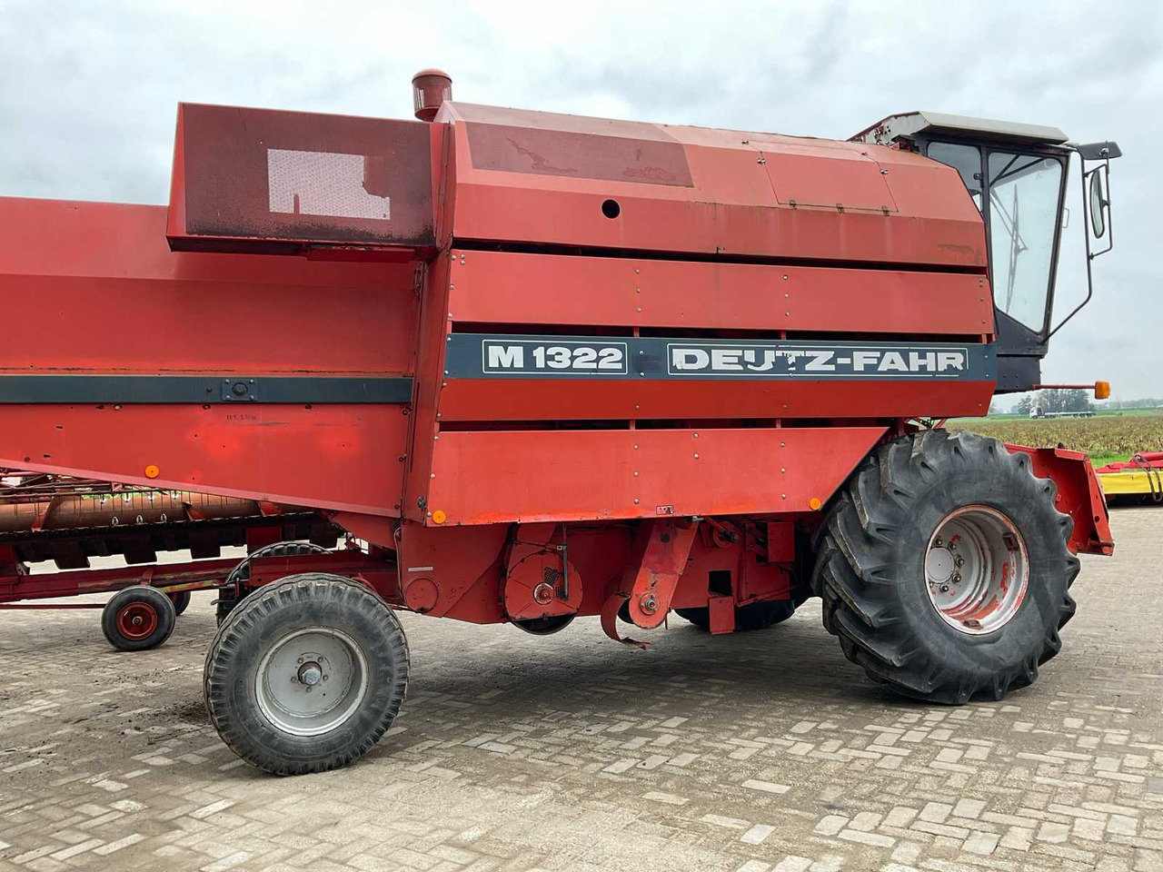 Deutz-Fahr M 1322 - 联合收割机:图5 Deutz-Fahr M 1322 - 联合收割机:图5