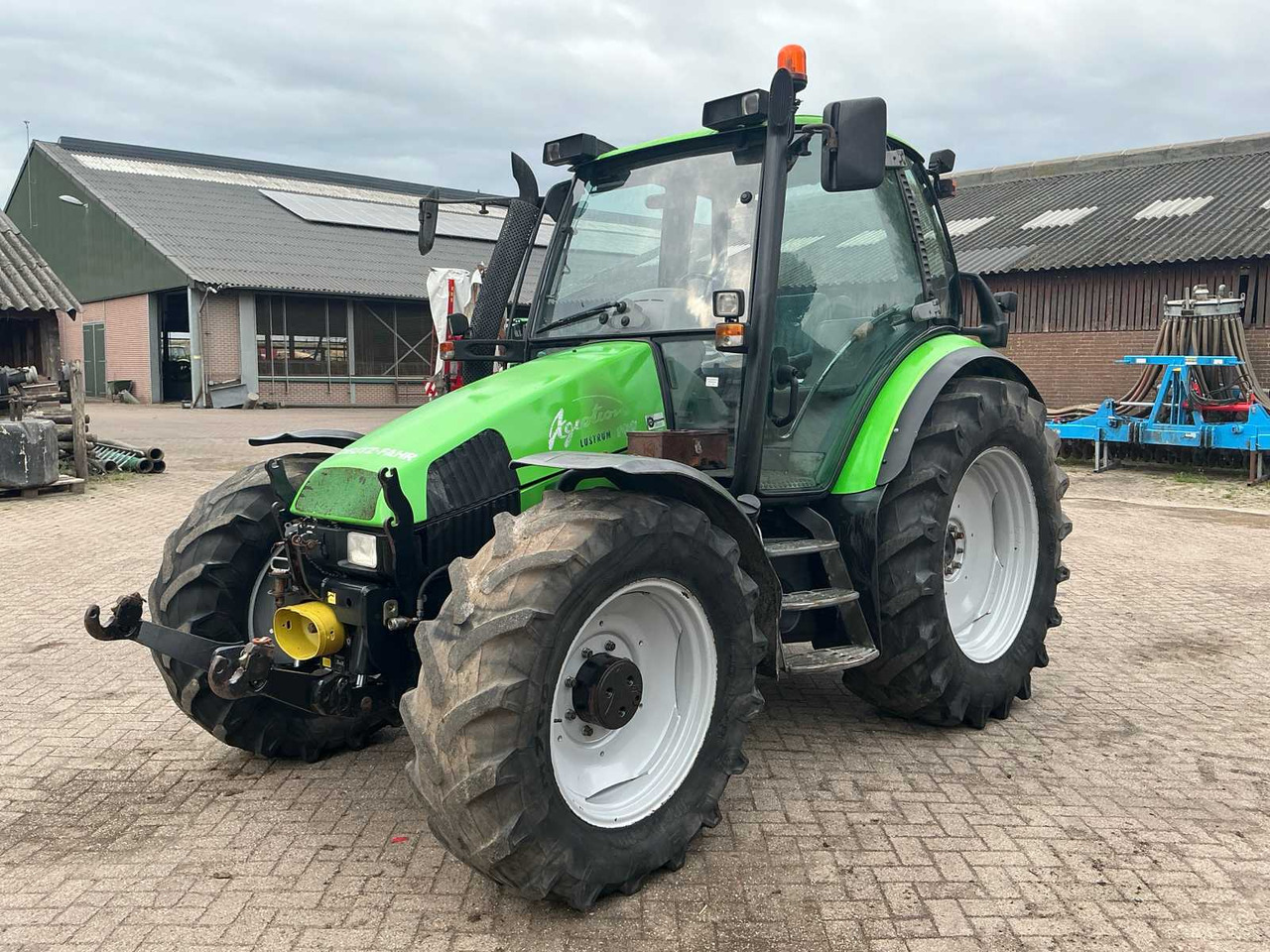 Deutz-fahr Agrotron 100 - 拖拉机:图1 Deutz-fahr Agrotron 100 - 拖拉机:图1
