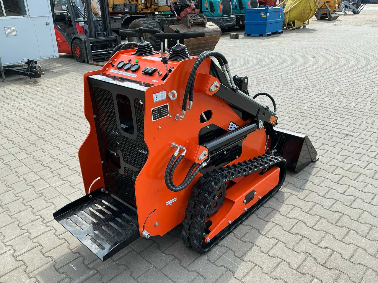 紧凑型轨道装载机 EGN EG36C MINI LOADER / SKID STEER LOADER ON TRACKS：图6