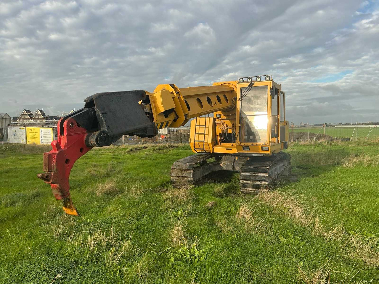 EWK TR2212 - 履带式挖掘机:图1 EWK TR2212 - 履带式挖掘机:图1