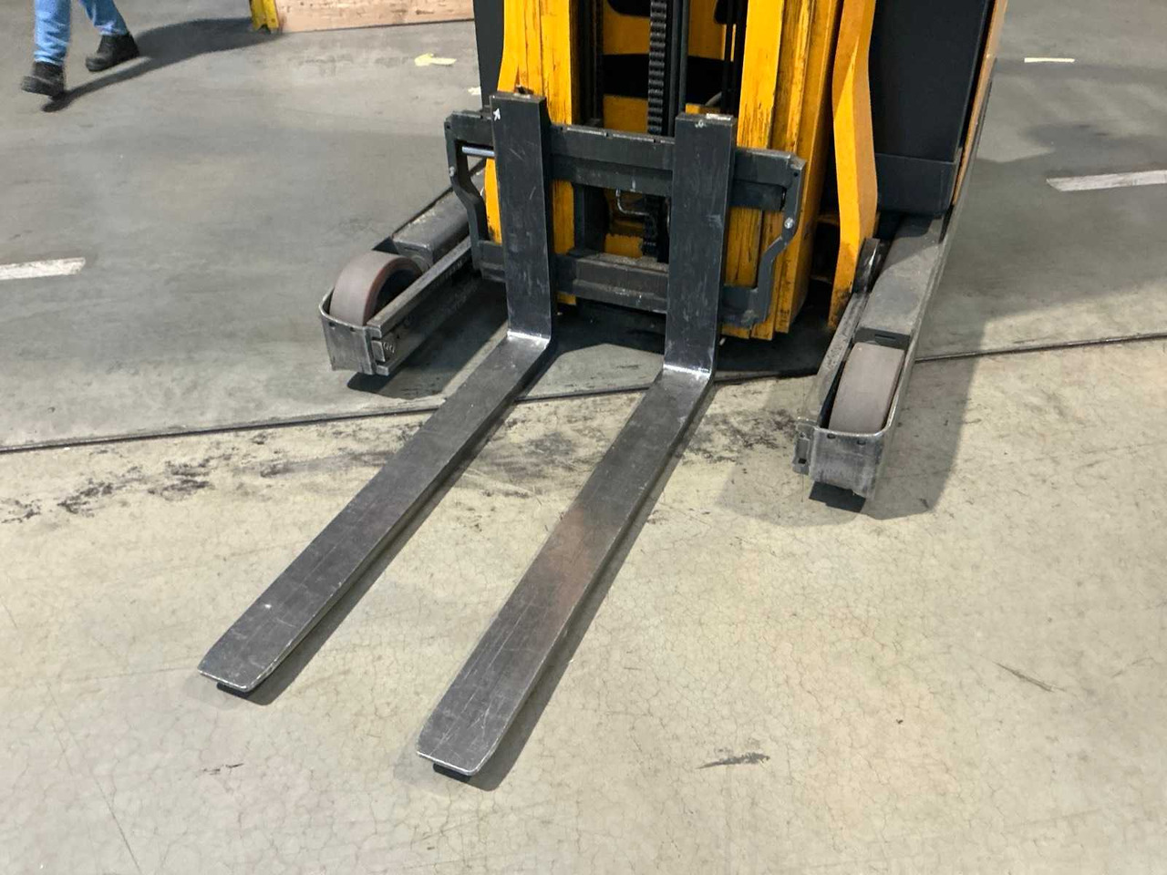 FORKLIFT TRUCK - JUNGHEINRICH - ETV 214 - 2012 - 叉车:图4 FORKLIFT TRUCK - JUNGHEINRICH - ETV 214 - 2012 - 叉车:图4