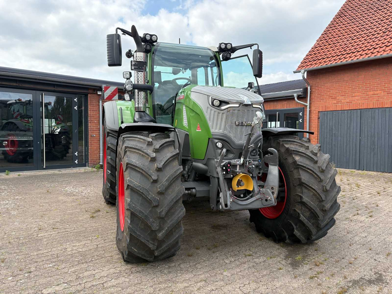 Fendt 728 Vario Gen7 Profi + Setting 2 - 拖拉机:图1 Fendt 728 Vario Gen7 Profi + Setting 2 - 拖拉机:图1