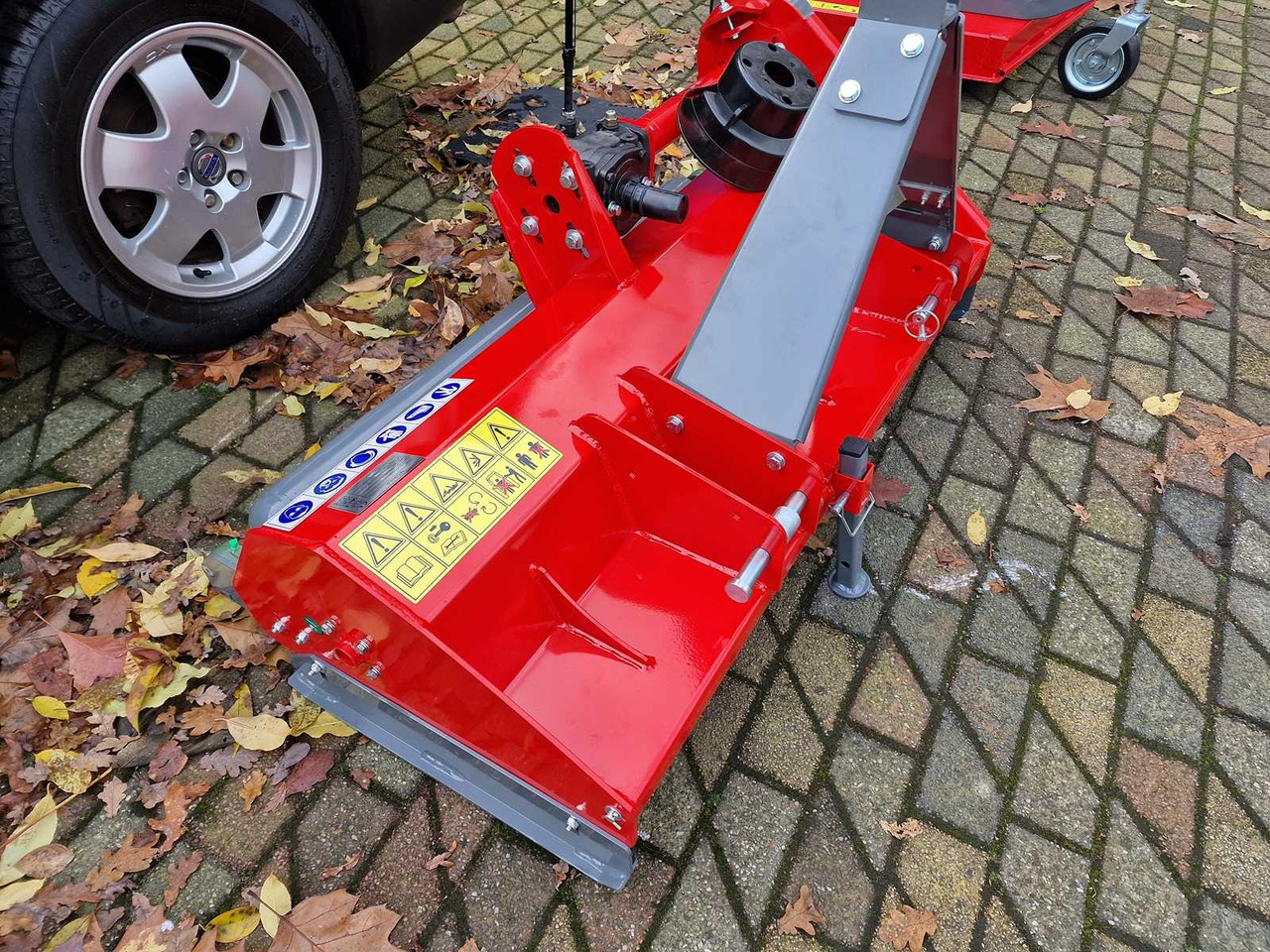 Flail Mower - Mower - 2024 - 125cm - 甩刀式割草机/ 表土疏松机:图4 Flail Mower - Mower - 2024 - 125cm - 甩刀式割草机/ 表土疏松机:图4