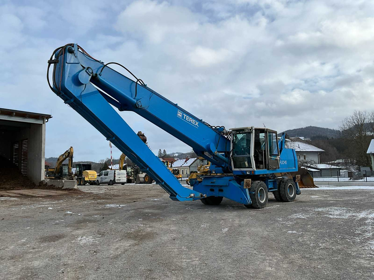 Fuchs MHL350 - 轮式挖掘机:图4 Fuchs MHL350 - 轮式挖掘机:图4