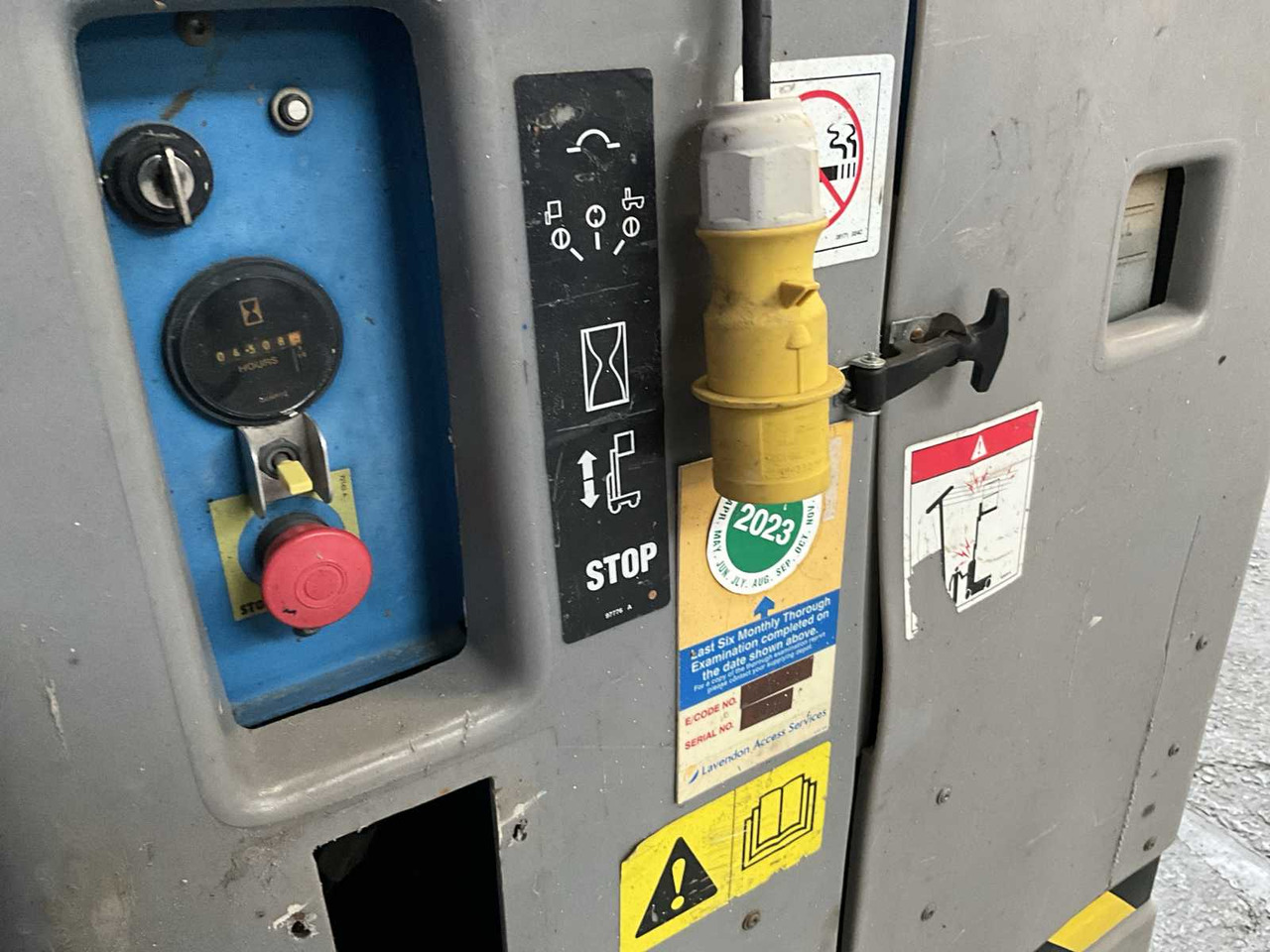 空中平台 GENIE - GR-15 - AERIAL PLATFORM：图11