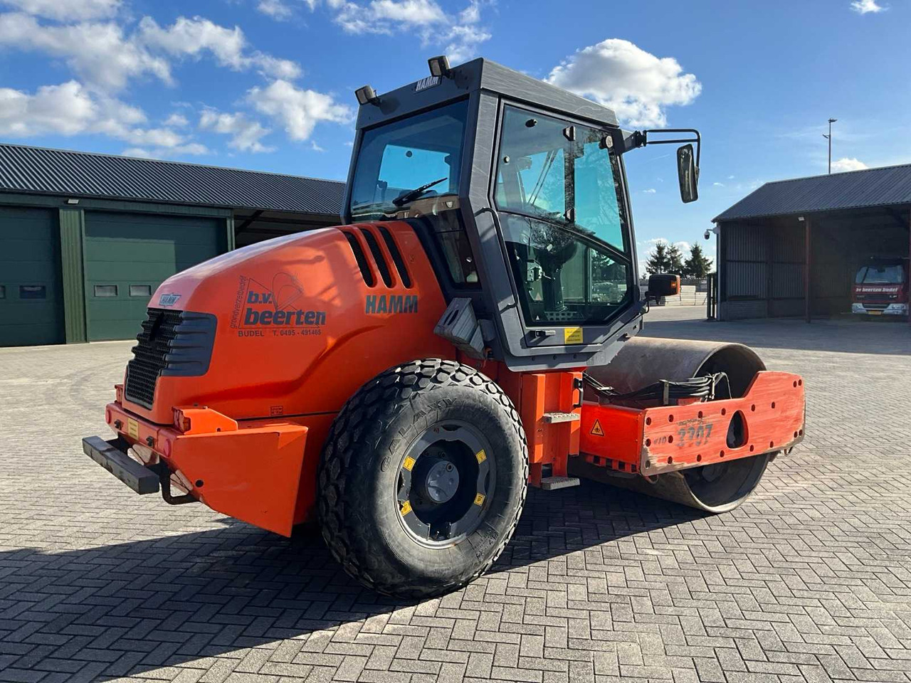 HAMM 3307 VI0 - 压实机:图3 HAMM 3307 VI0 - 压实机:图3