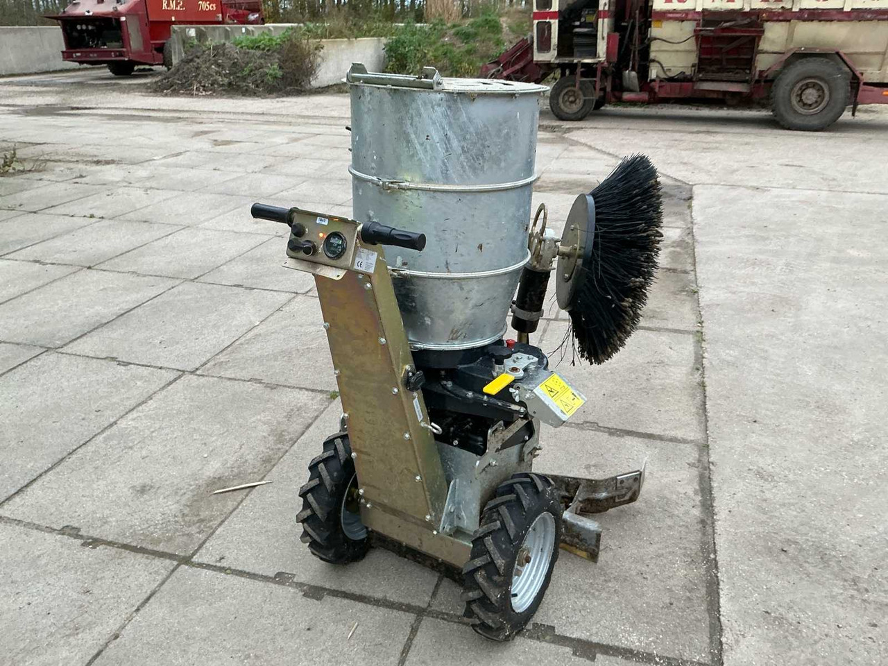 Heitmann SPR910 Vario Pro - 施肥设备:图3 Heitmann SPR910 Vario Pro - 施肥设备:图3