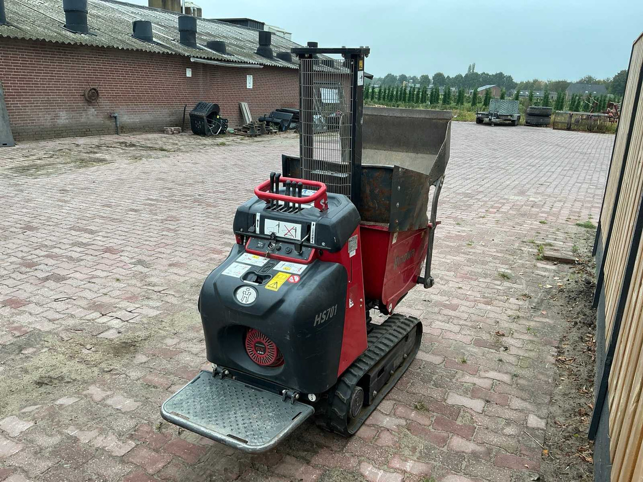 Hinowa HS701 - 自卸车:图5 Hinowa HS701 - 自卸车:图5