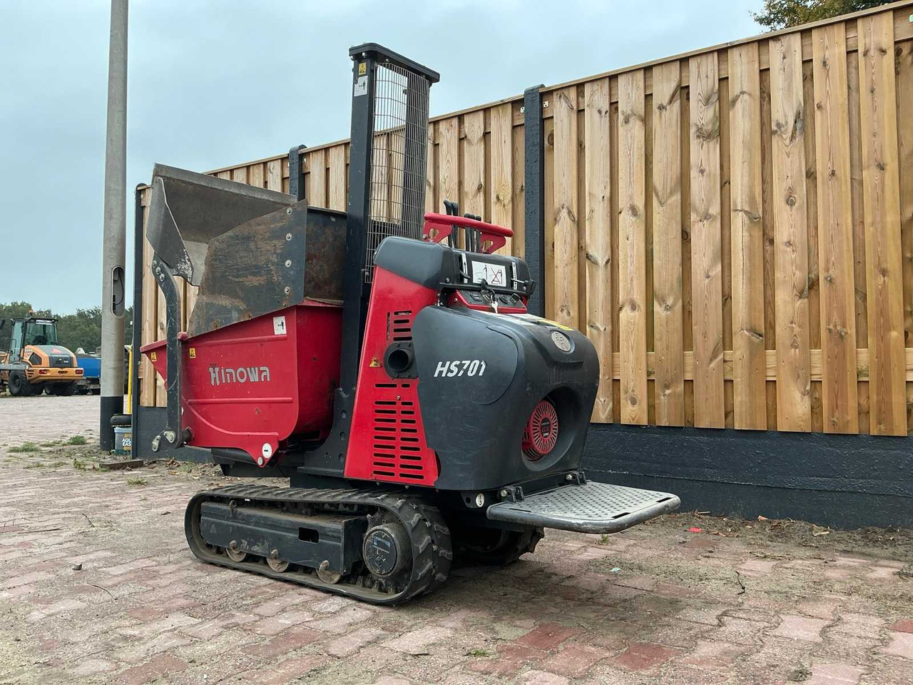 Hinowa HS701 - 自卸车:图3 Hinowa HS701 - 自卸车:图3