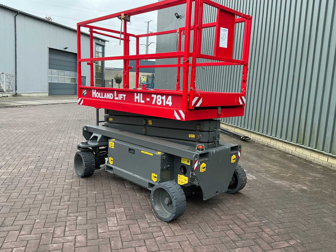 空中平台 Holland lift HL-7814:图7 空中平台 Holland lift HL-7814:图7