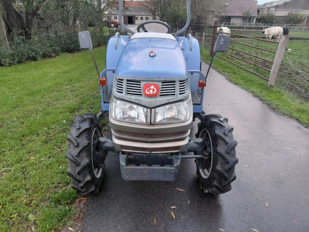 Iseki AT25 - 紧凑型拖拉机:图3 Iseki AT25 - 紧凑型拖拉机:图3