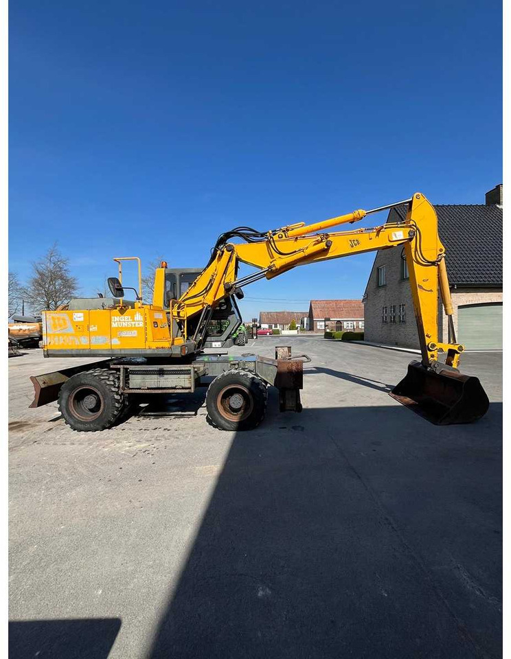 JCB JS 130W - 轮式挖掘机:图5 JCB JS 130W - 轮式挖掘机:图5