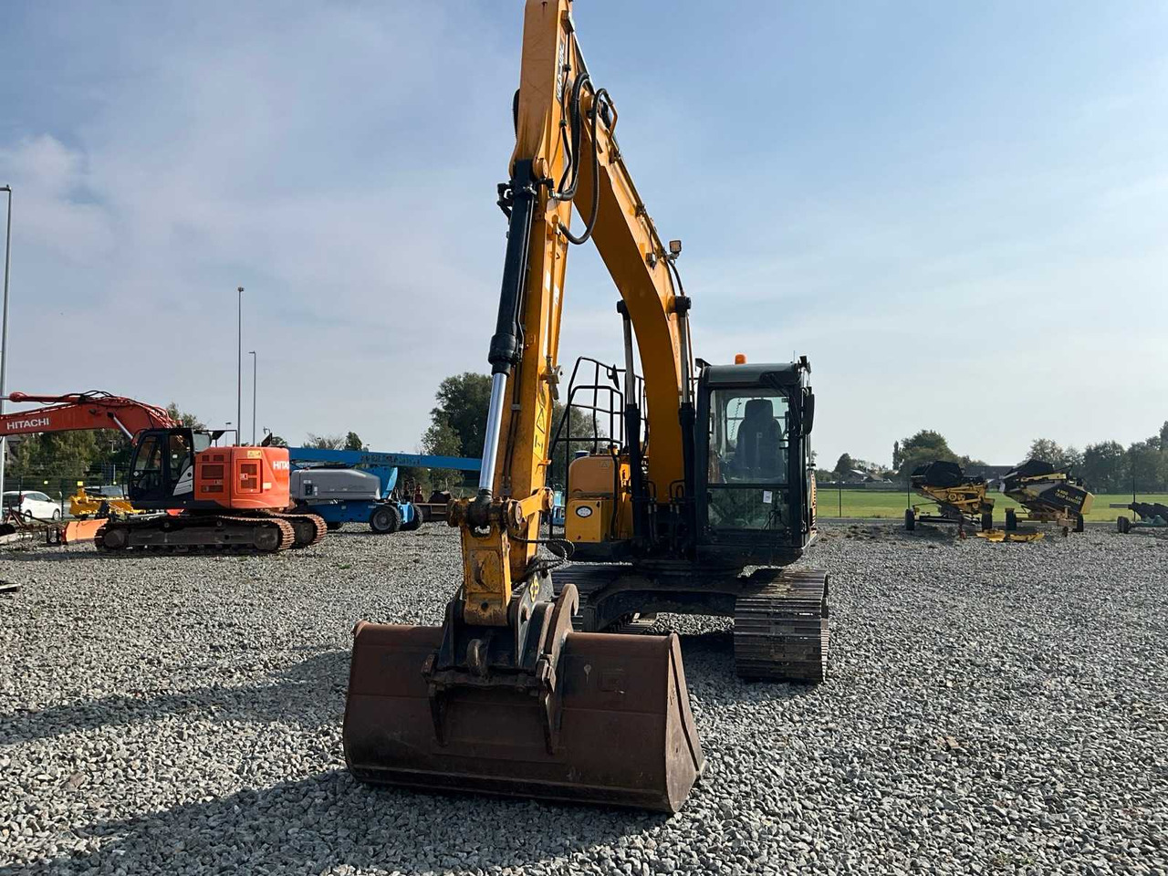 JCB JS145lc - 履带式挖掘机:图2 JCB JS145lc - 履带式挖掘机:图2