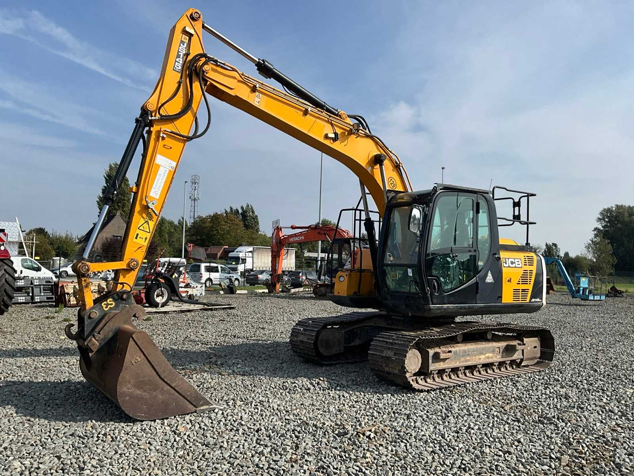 JCB JS145lc - 履带式挖掘机:图1 JCB JS145lc - 履带式挖掘机:图1