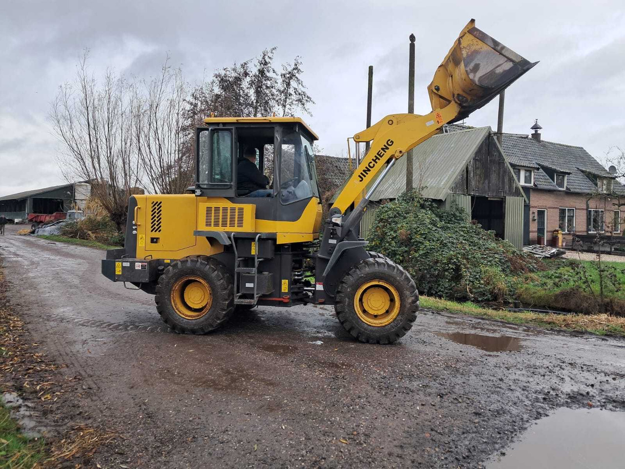 JINCHENG 918 SHOVEL - 轮式装载机:图2 JINCHENG 918 SHOVEL - 轮式装载机:图2