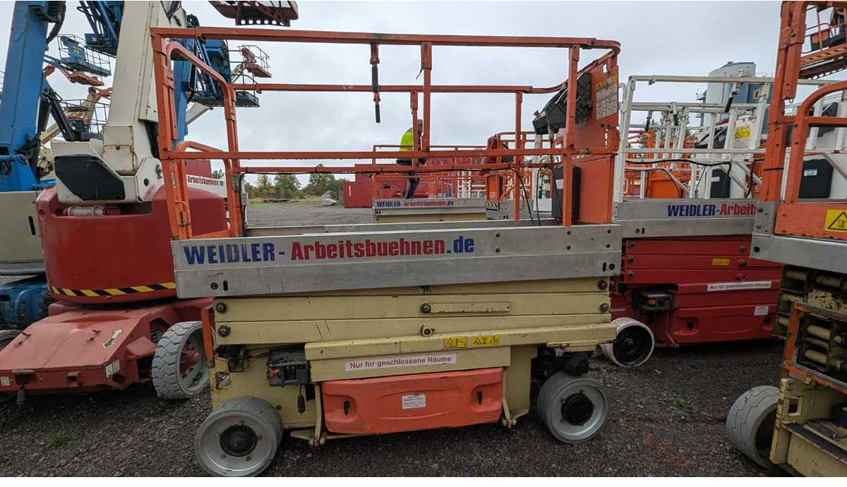 JLG - 2030ES - AERIAL WORK PLATFORMS (NO. 28307) - 2006 - 空中平台:图2 JLG - 2030ES - AERIAL WORK PLATFORMS (NO. 28307) - 2006 - 空中平台:图2