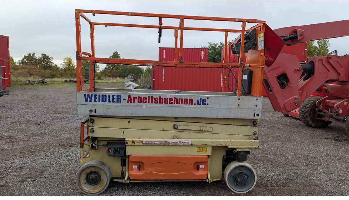 JLG - 2030ES - AERIAL WORK PLATFORMS (NO. 28308) - 2006 - 空中平台:图1 JLG - 2030ES - AERIAL WORK PLATFORMS (NO. 28308) - 2006 - 空中平台:图1