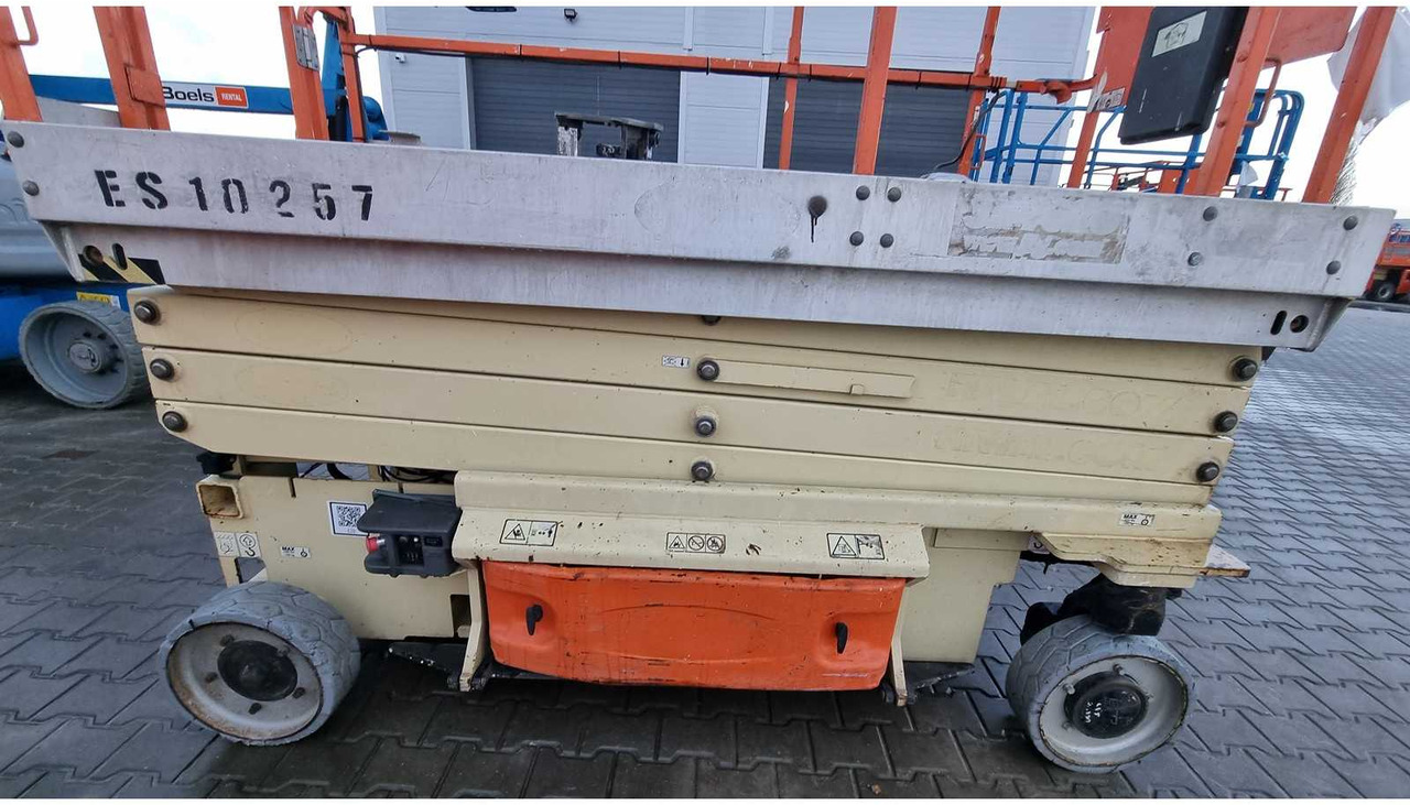 空中平台 JLG - 3246ES - AERIAL WORK PLATFORMS - 2013 (ESN11813027)：图19