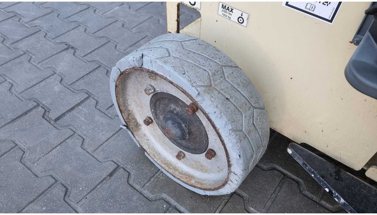 空中平台 JLG - 3246ES - AERIAL WORK PLATFORMS - 2013 (ESN11813027)：图11