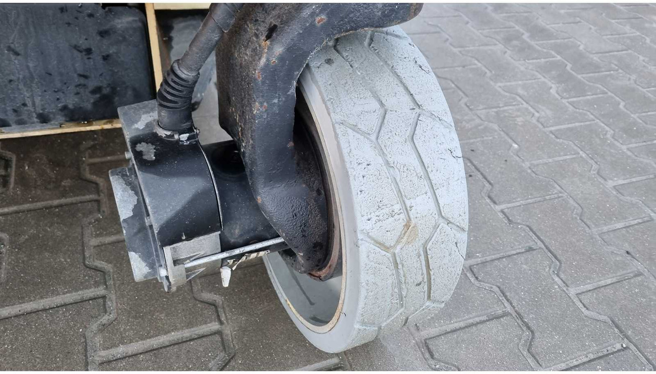 空中平台 JLG - 3246ES - AERIAL WORK PLATFORMS - 2013 (ESN11813027)：图9