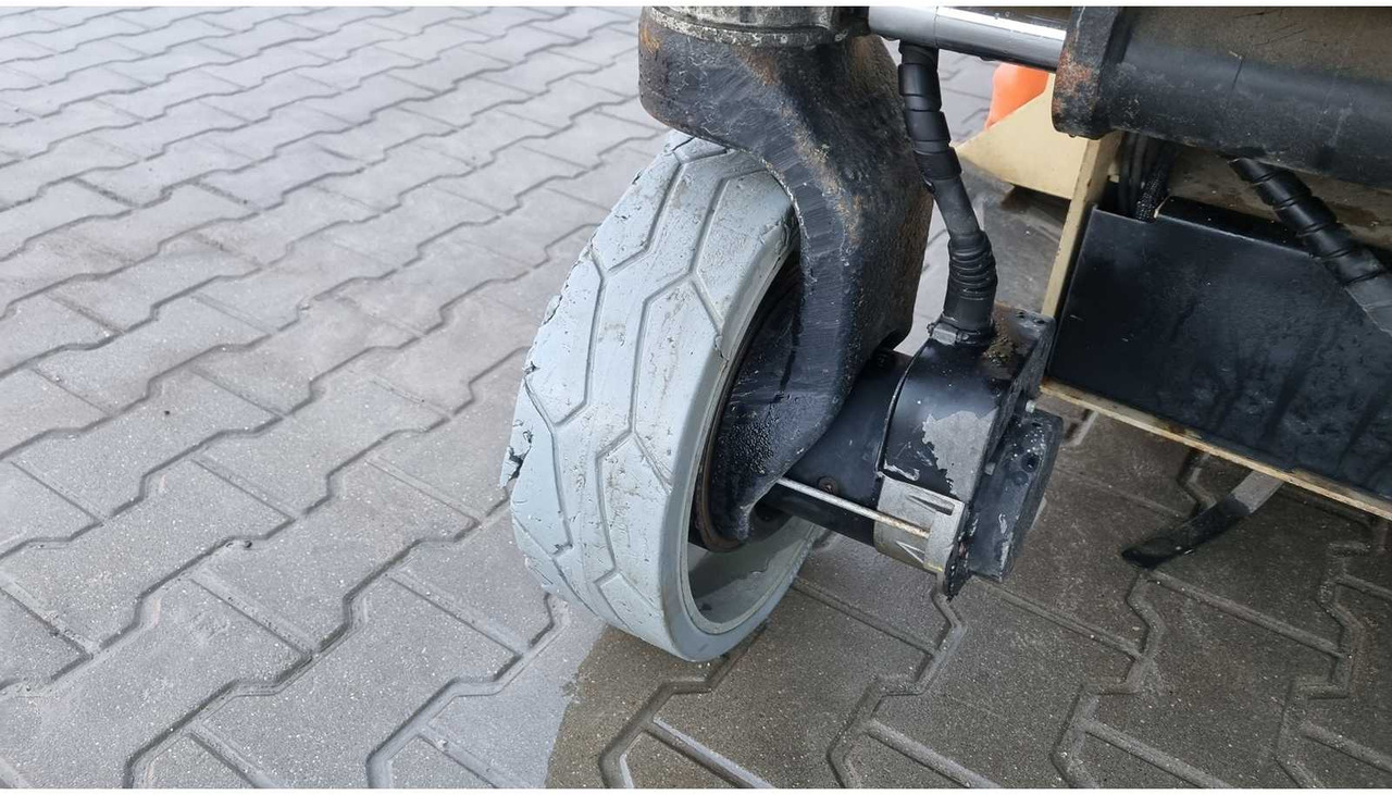 空中平台 JLG - 3246ES - AERIAL WORK PLATFORMS - 2013 (ESN11813027)：图10