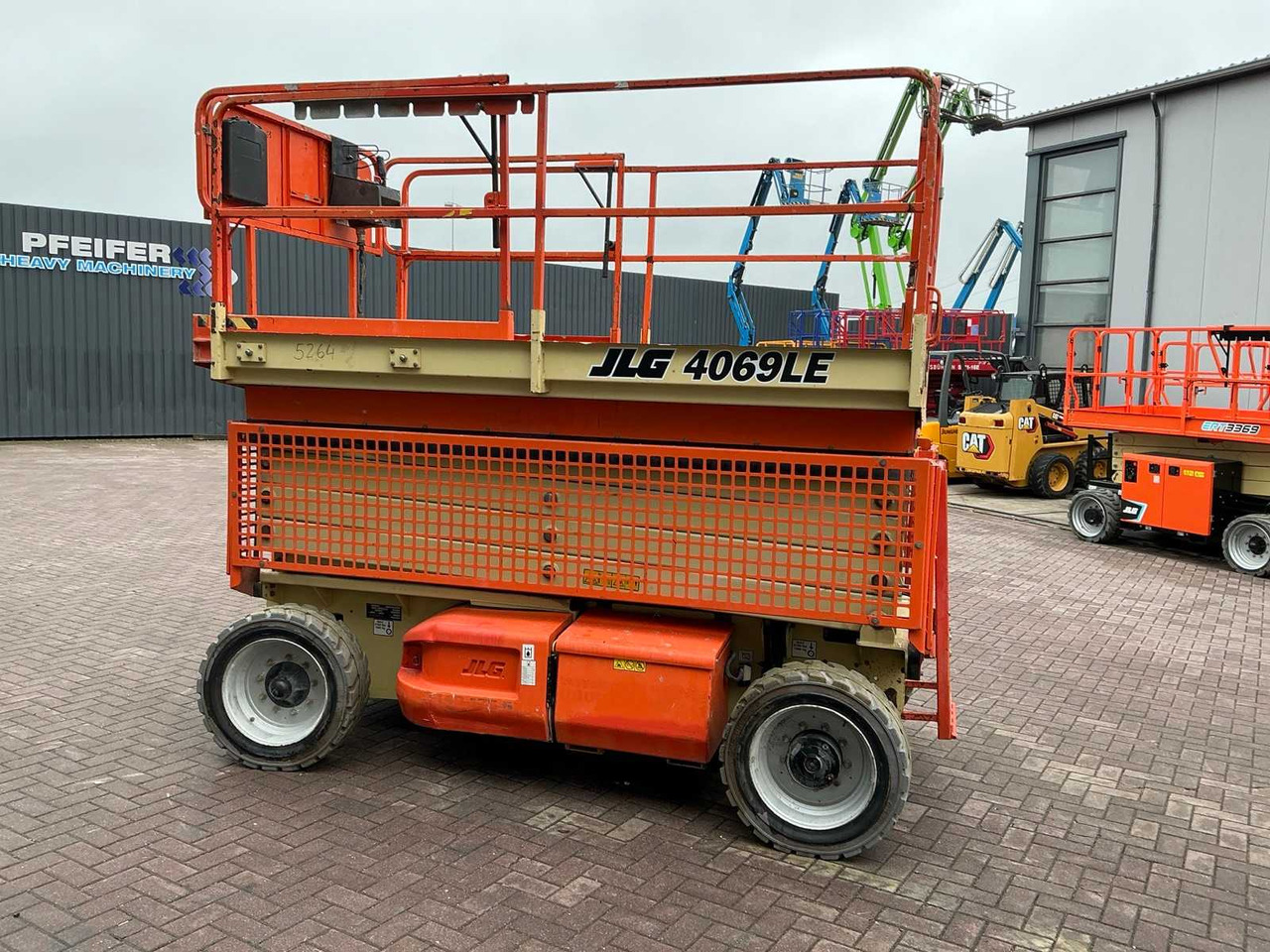 JLG 4069LE - 空中平台:图4 JLG 4069LE - 空中平台:图4