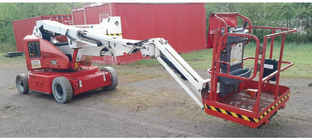 JLG E400AJPN - 空中平台:图3 JLG E400AJPN - 空中平台:图3