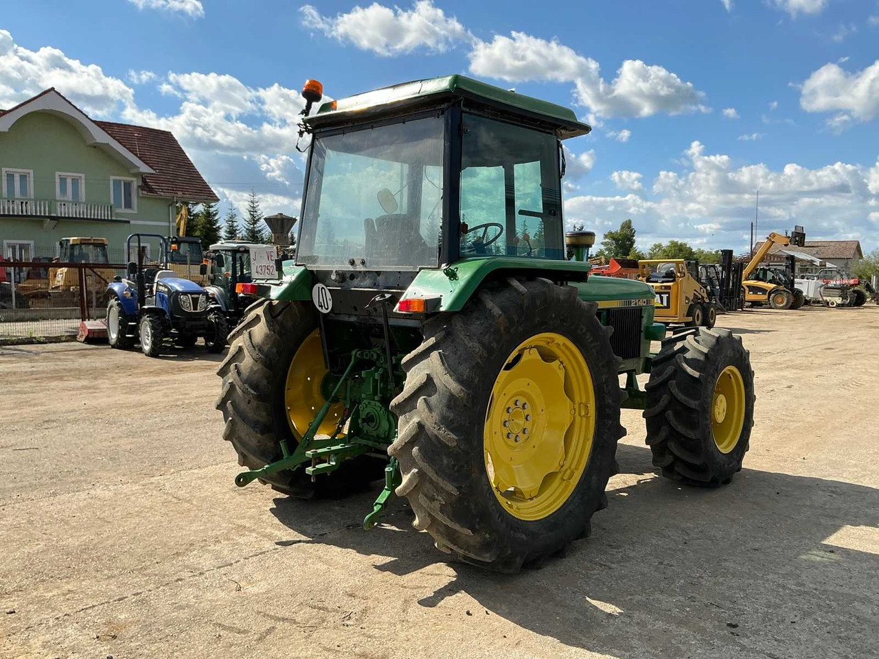 JOHN DEERE 2140 - 拖拉机:图5 JOHN DEERE 2140 - 拖拉机:图5