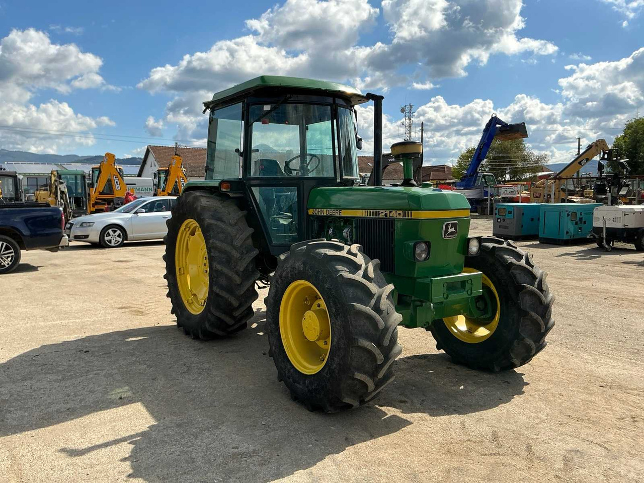 JOHN DEERE 2140 - 拖拉机:图1 JOHN DEERE 2140 - 拖拉机:图1