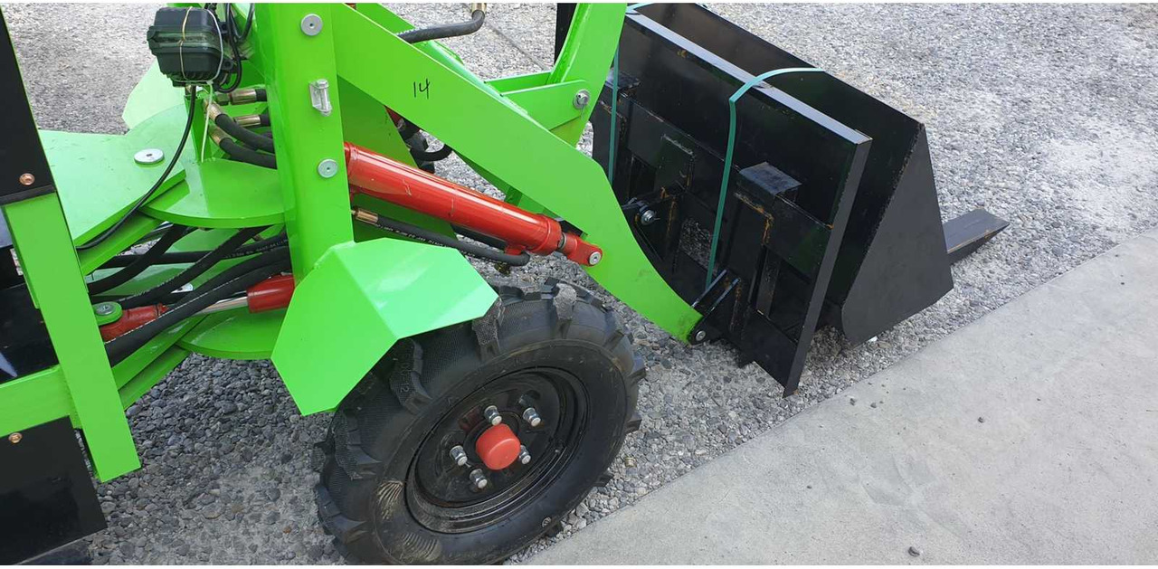 JPC ME18 4X4 WHEEL LOADER - 轮式装载机:图5 JPC ME18 4X4 WHEEL LOADER - 轮式装载机:图5