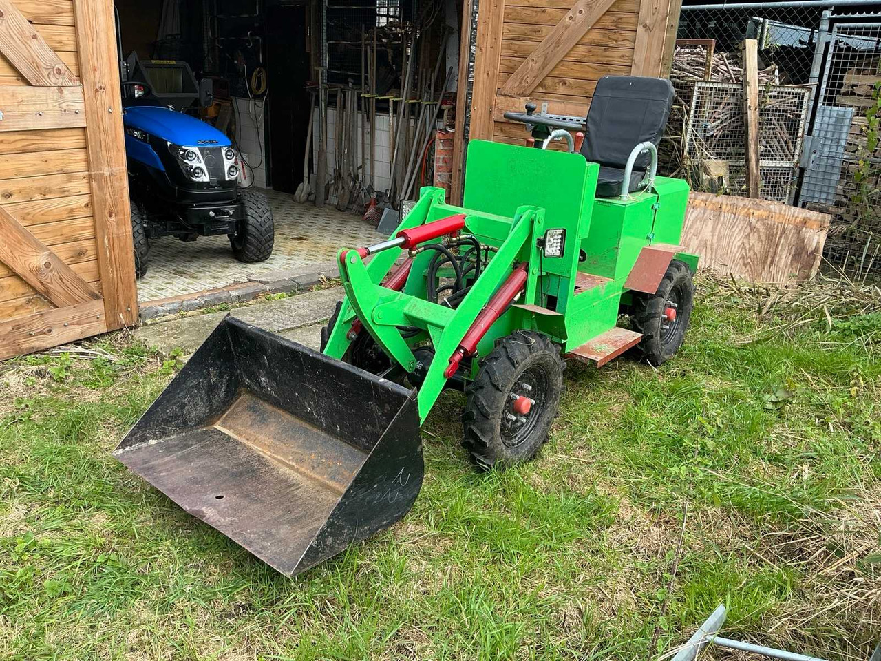 JPC ME18 SHOVEL - 轮式装载机:图1 JPC ME18 SHOVEL - 轮式装载机:图1