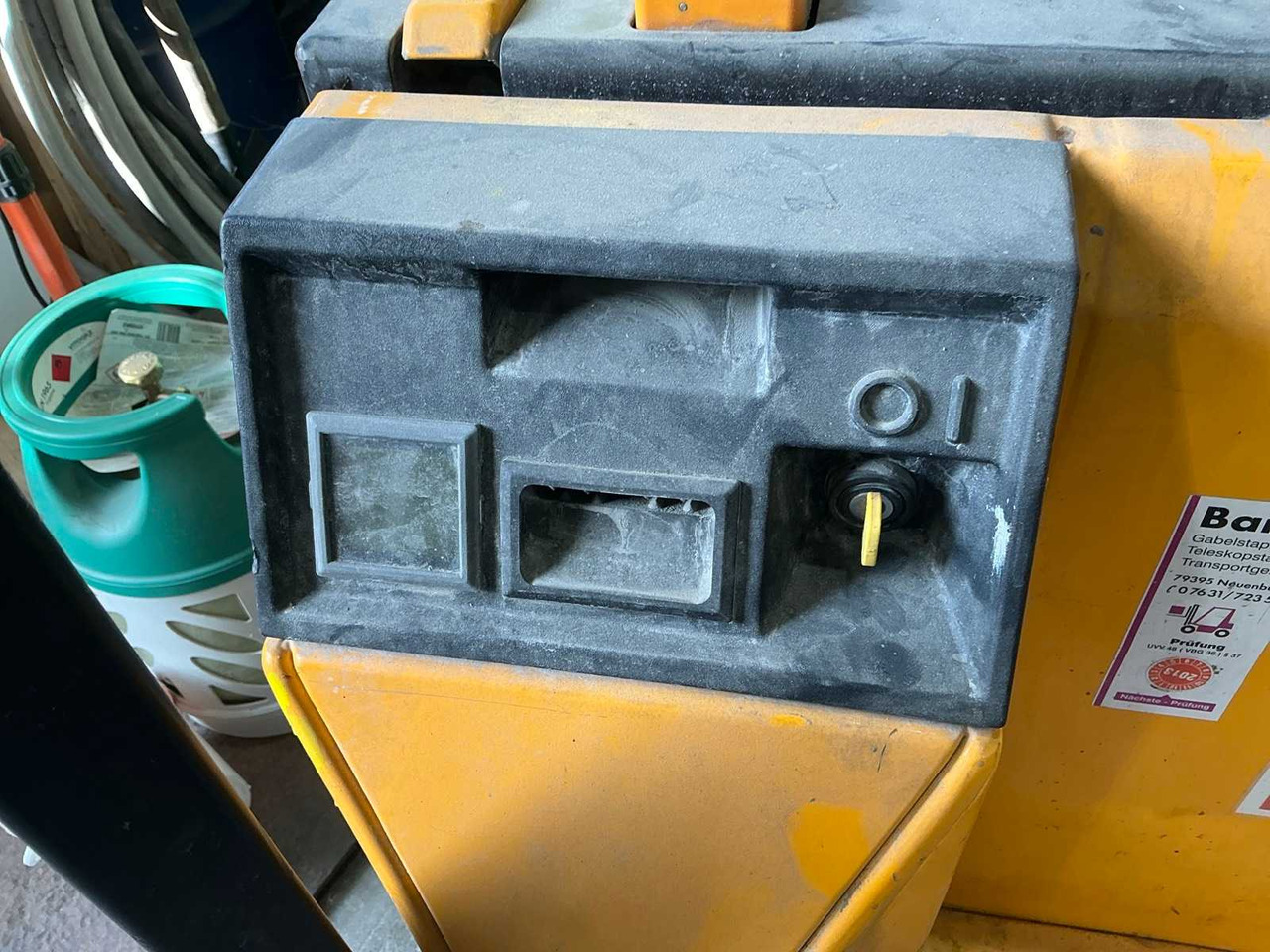 JUNGHEINRICH PEDESTRIAN STACKER - 叉车:图4 JUNGHEINRICH PEDESTRIAN STACKER - 叉车:图4