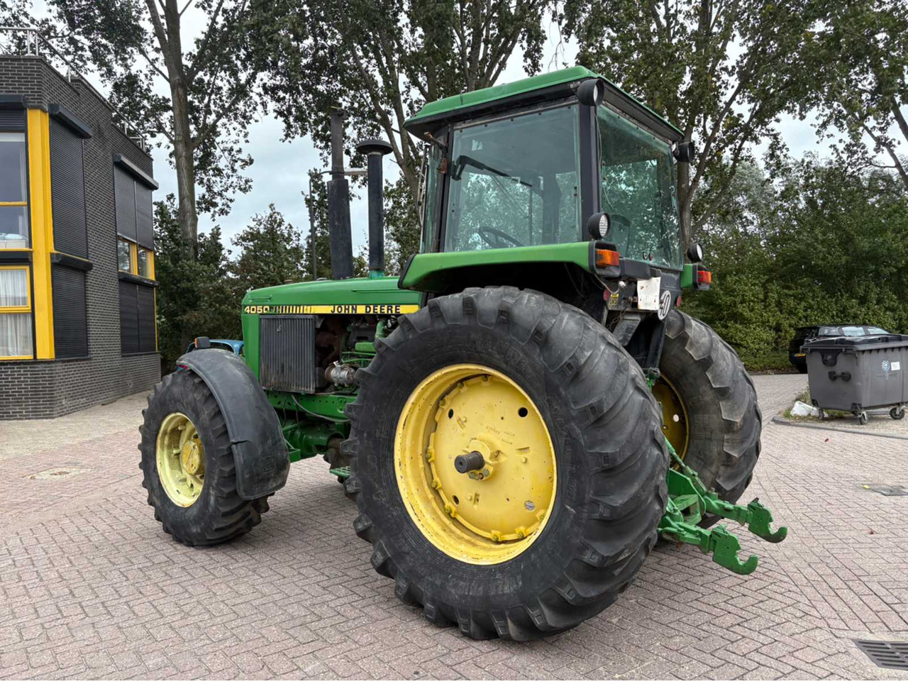 John Deere 4050 - 拖拉机:图4 John Deere 4050 - 拖拉机:图4