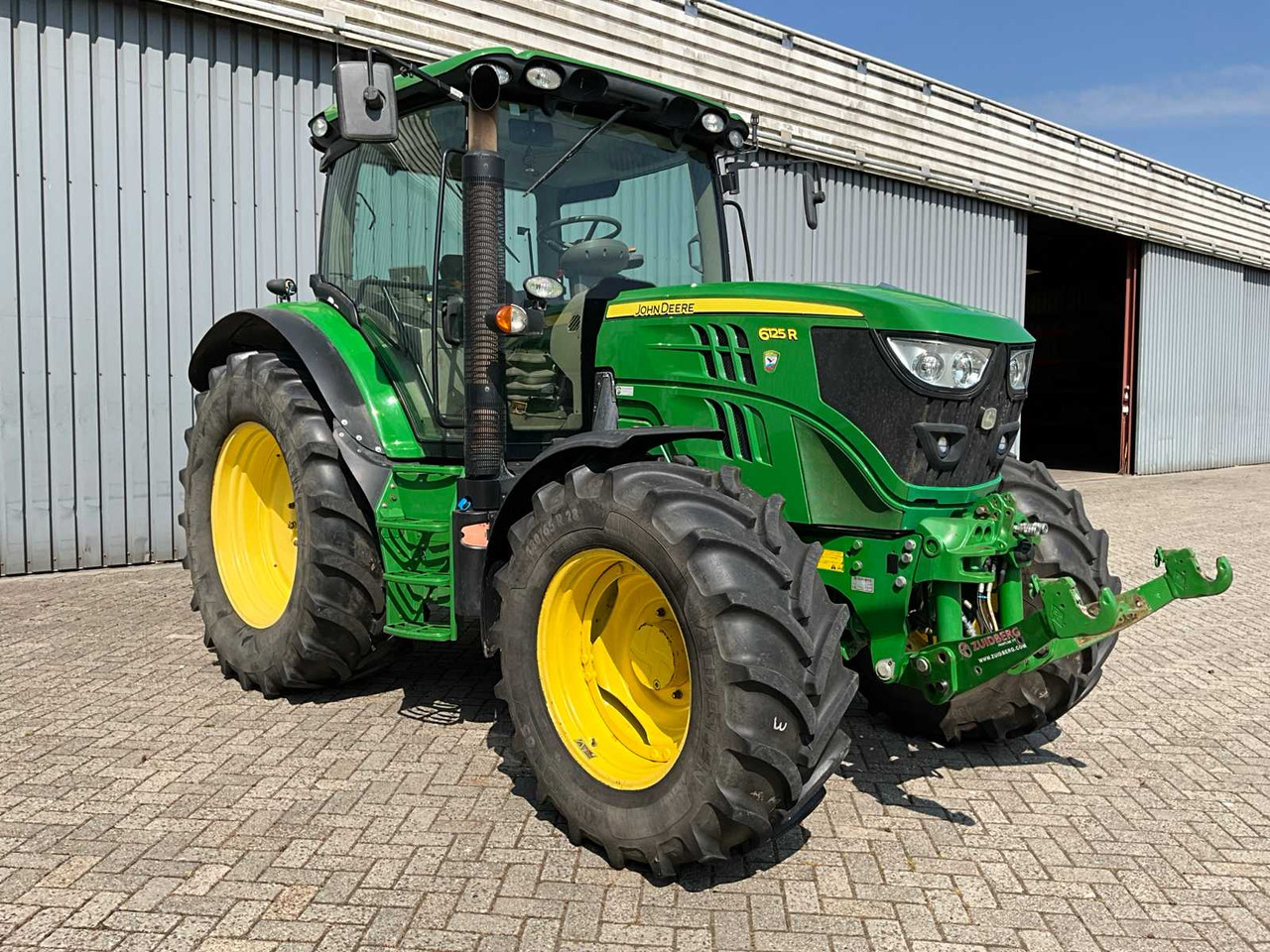 John Deere 6125R - 拖拉机:图2 John Deere 6125R - 拖拉机:图2