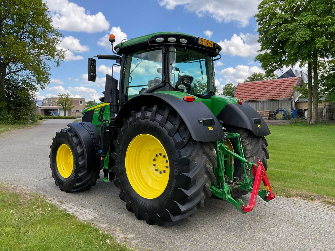 John Deere 7250R - 拖拉机:图3 John Deere 7250R - 拖拉机:图3