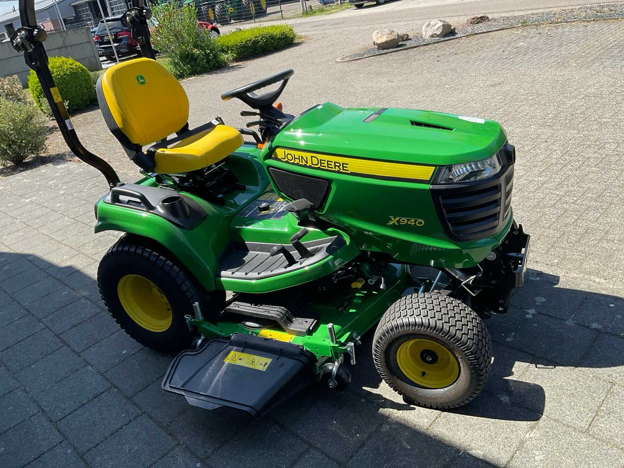 John Deere X940 - 园林割草机:图3 John Deere X940 - 园林割草机:图3